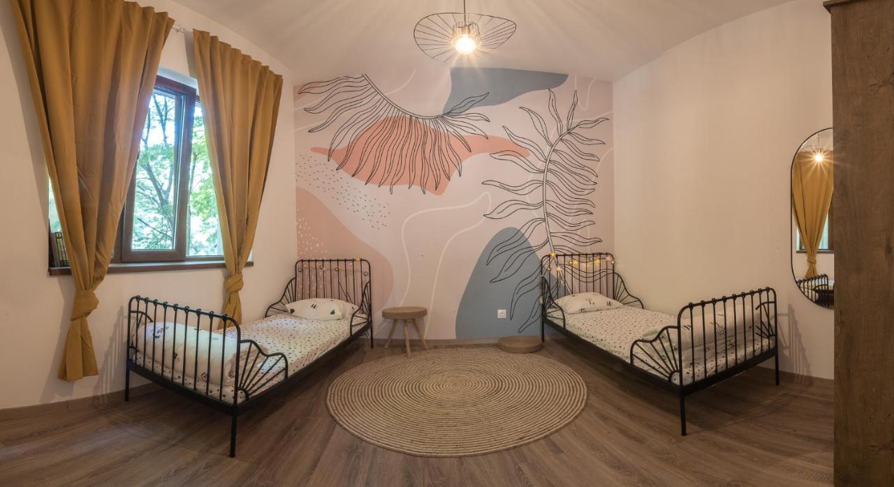 Linden House - A Lovely Apartment In Central Warna Exterior foto